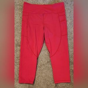 Zyia Light N Tight Red Cropped Leggings